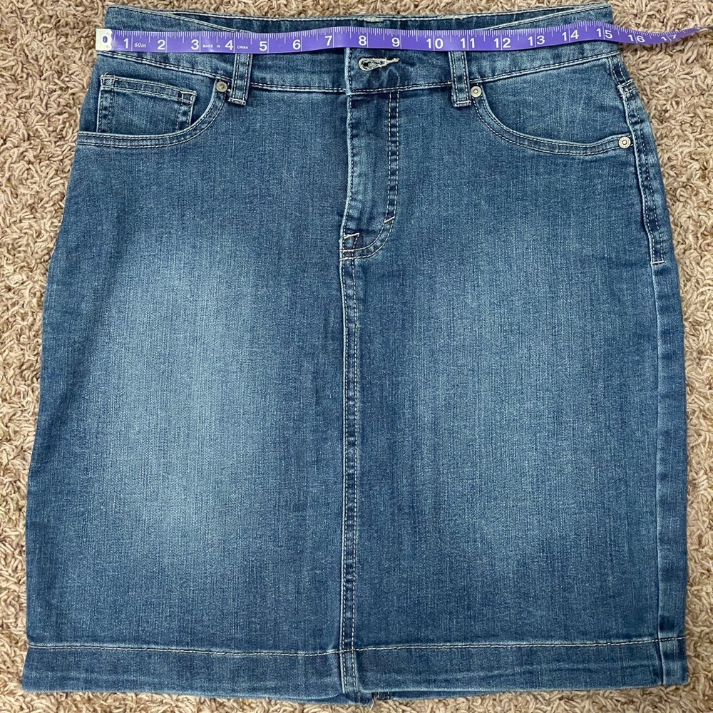 Style & Co Denim Skirt/Size 8P